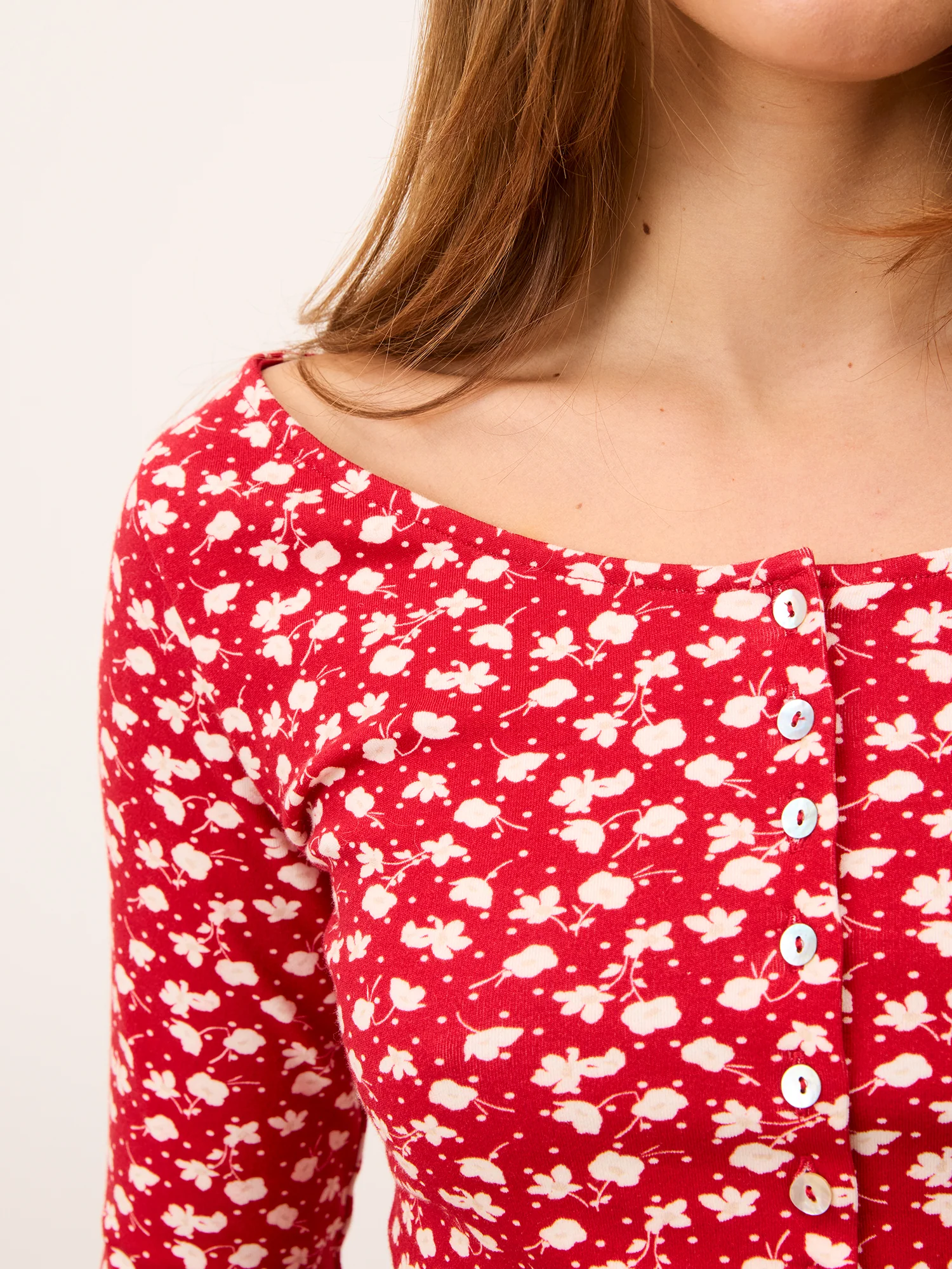 Top BEATA - Image 4